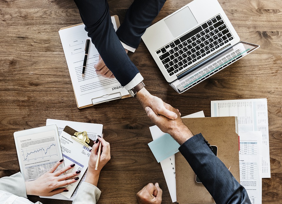 Arbitration vs. Litigation: Choosing the Best Resolution Strategy for Employment Disputes